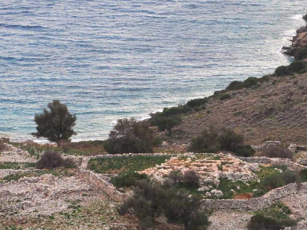 14 Naxos, ProtokykladikiAkropoli